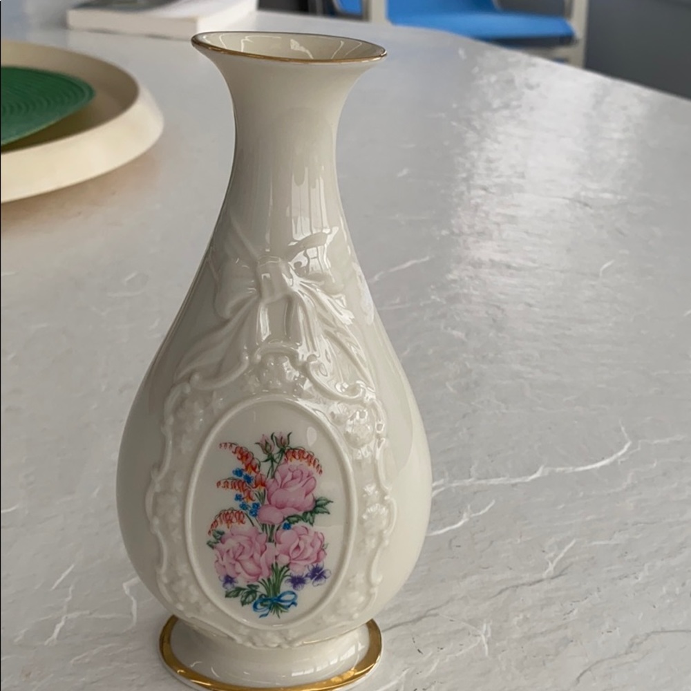 Lenox Bud Vase.